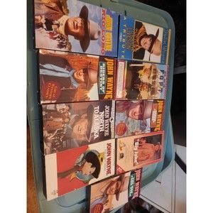 9 x vhs of John Wayne movies.. Individual titles in subscription